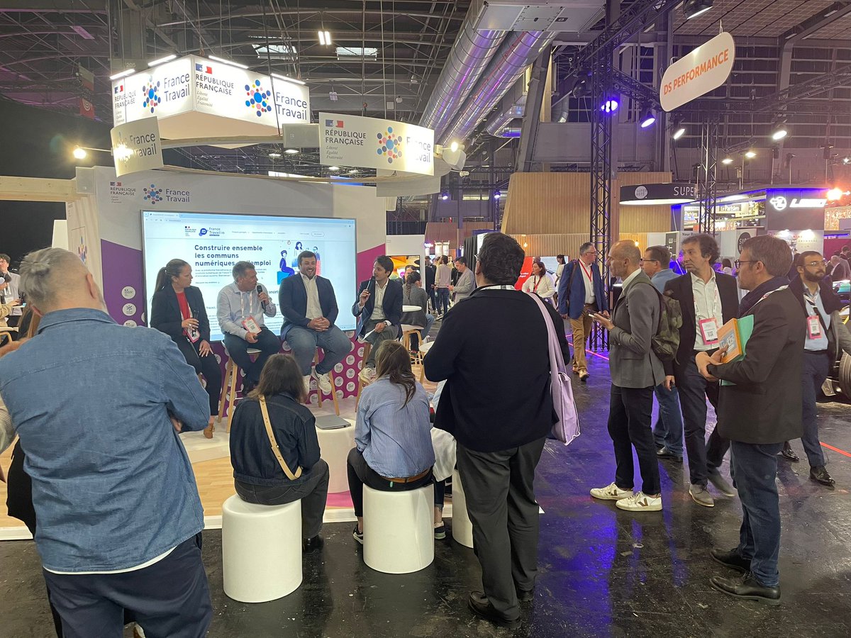 Comment l'open #data permet-elle une approche user centric ? 🤔

À <a href="/FranceTravail/">France Travail</a>, et + largement au sein du réseau pour l’#emploi, le défi de garder l’utilisateur au centre des services est omniprésent !

<a href="/CvDesignR/">CVDesignR</a>, un outil en partenariat #AvecFranceTravail, facilite le