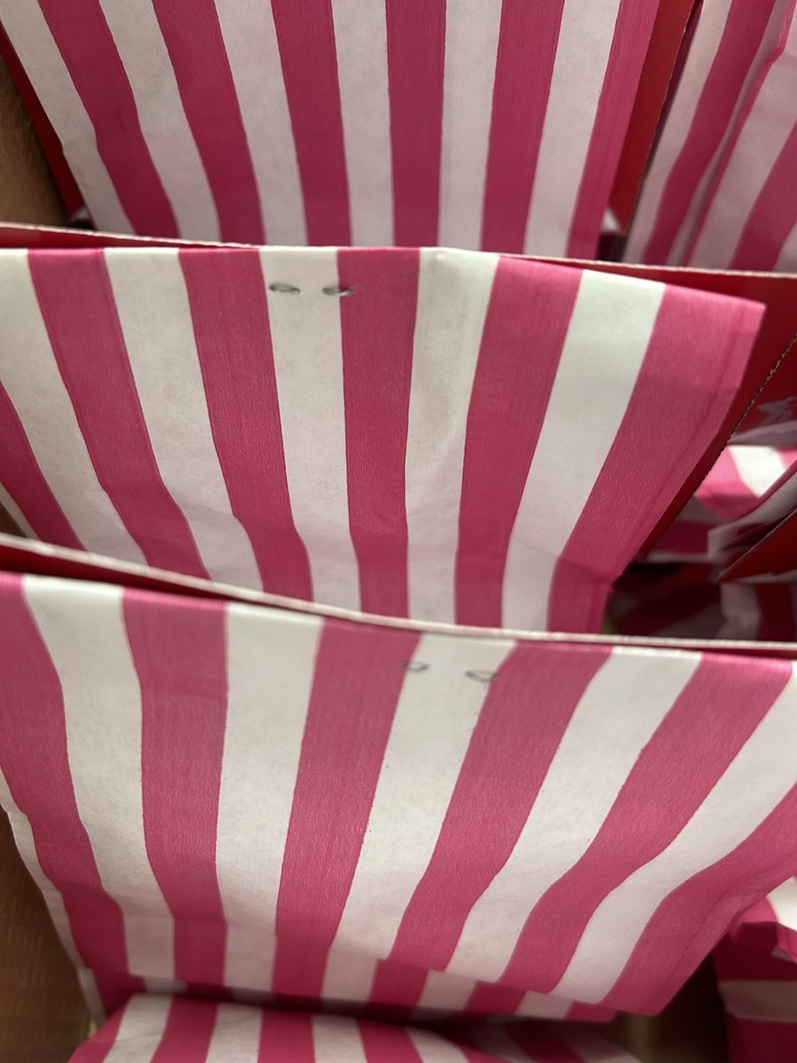GloucsAcademy's tweet photo. Excited to see our Year 11s bright and early tomorrow morning for a fantastic day including History Drop Downs, Period 6 Boosters for Maths, a Prom Draw with a free ticket and a surprise treat… What will it be!?

#pride @GreenshawTrust https://t.co/Kk8FsLQFqd
