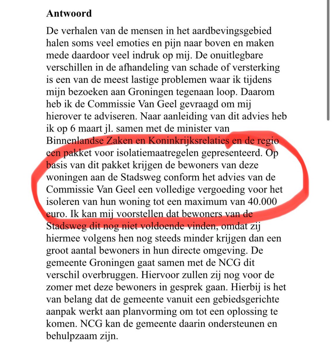 Het staat er echt!🎉 Bewoners van de Stadsweg in @ten_boer krijgen een volledige vergoeding voor de isolatie van hun huis. Samen met de bewoners en @SandraBeckerman kwamen we in actie tegen de ongelijkheid in #Groningen. Nu krijgen de bewoners waar ze recht op hebben! 💪👇