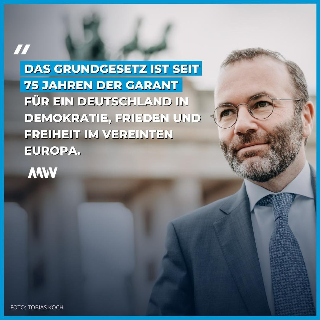 Unser #Grundgesetz ist auch eine europafreundliche Verfassung. Es hat ermöglicht, dass Europa sich entwickeln und entfalten kann. Das heutige Grundgesetz-Jubiläum ist ein wichtiger Tag und Grund, als Deutscher und Europäer dankbar und stolz zu sein.