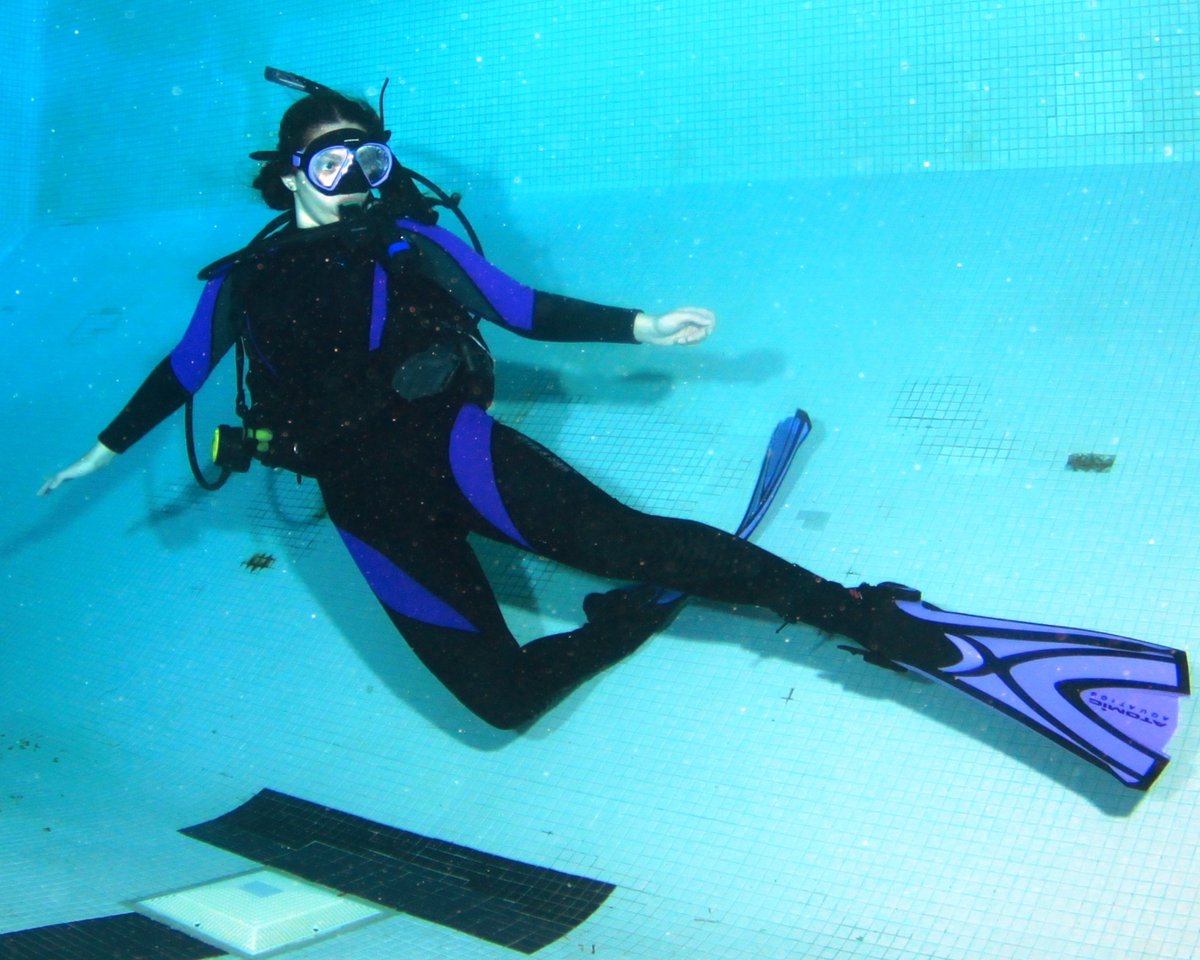 Diversinc's tweet photo. Ready to explore the underwater world? 🌊 

Learn to dive with Divers Incorporated and join our fun and passionate community! 

#diversincorporated #ScubaDiving #LearnToDive #AdventureBegins #DiveTraining https://t.co/QedncS835l