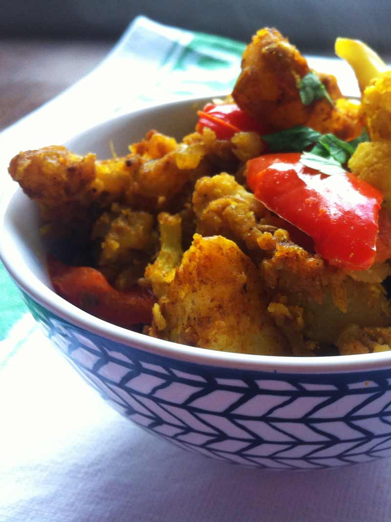 ** Aloo gobi**

An Indian-inspired curried potato and cauliflower dish which is delicious, filling and low-cost.

Prep time: 15 minutes
Cook time: 30 minutes

Find the recipe here: theslimmingfoodie.com/aloo-gobi/