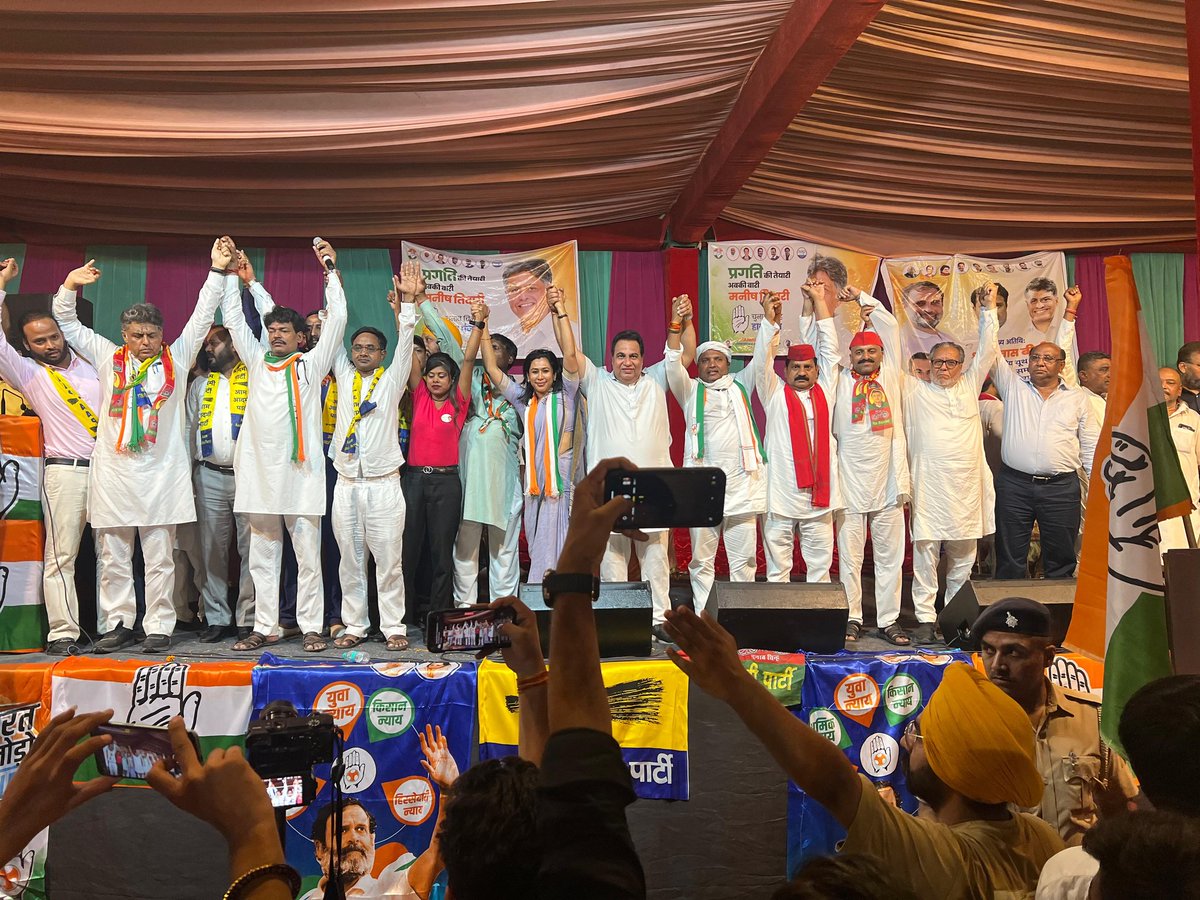 srinivasiyc's tweet image. आज चंडीगढ़ में INDIA गठबंधन के प्रत्याशी, पूर्व युवा कांग्रेस अध्यक्ष श्री @ManishTewari जी के समर्थन में जनसभा को संबोधित किया।

चंडीगढ़ मेयर चुनावों में हुई धांधली का बदला लेने के लिए चंडीगढ़ की जनता ने मन बना लिया है।