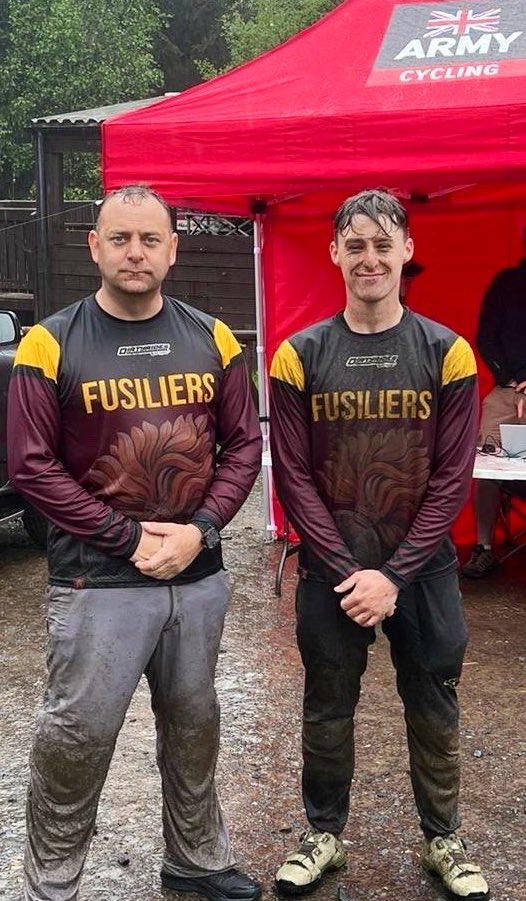 First Fusiliers riding to victory at the @BritArmyCycling MTB Enduro Series 🚵🥇 This week First Fusiliers competed at the Army Cycling MTB Enduro Series. Fus Sanderson placed 1st in U21 and Cpl Mason placed 1st in Hard tail! Overall we placed 2nd amongst major units!