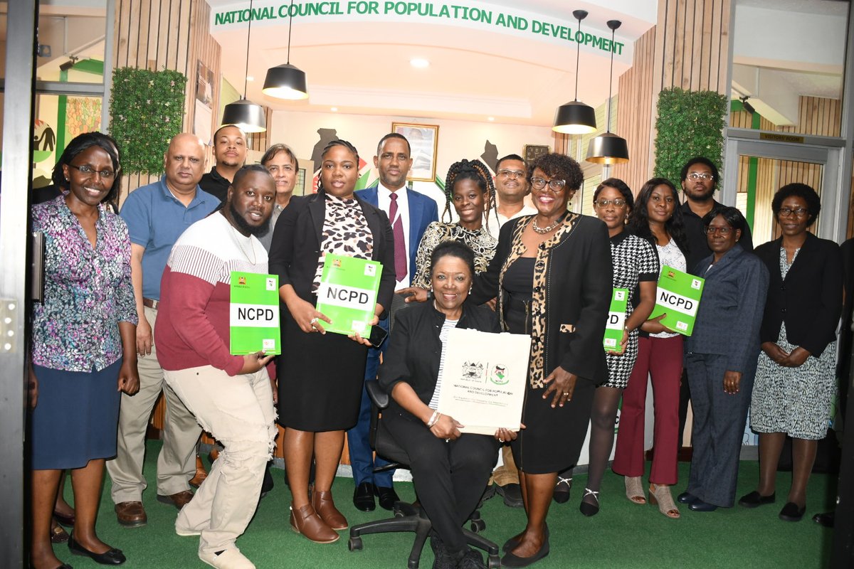 Earlier today the @PathfinderInt Kenya  Country Director , @PamelaOnduso, MPH led a delegation of Professors and Students from the Universities of Florida A & M, USA and Egerton, who paid a courtesy call on the @NCPD_Kenya Director General @DrAbeySheikh in Nairobi. Pathfinder