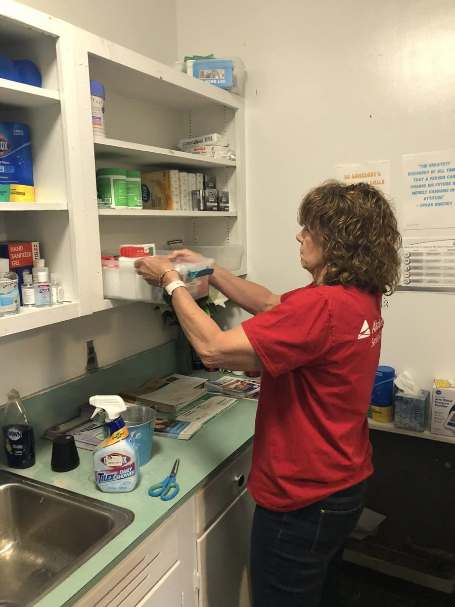 ALPowerFdn's tweet image. This team of volunteers was in full force, executing a successful hygiene drive that helped stock the shelves at C.H.O.I.C.E. 🧼 🙌 Access to basic necessities can make a world of difference for those in need. 

#APSO #PowerofGood #ConnectingWithCommunity