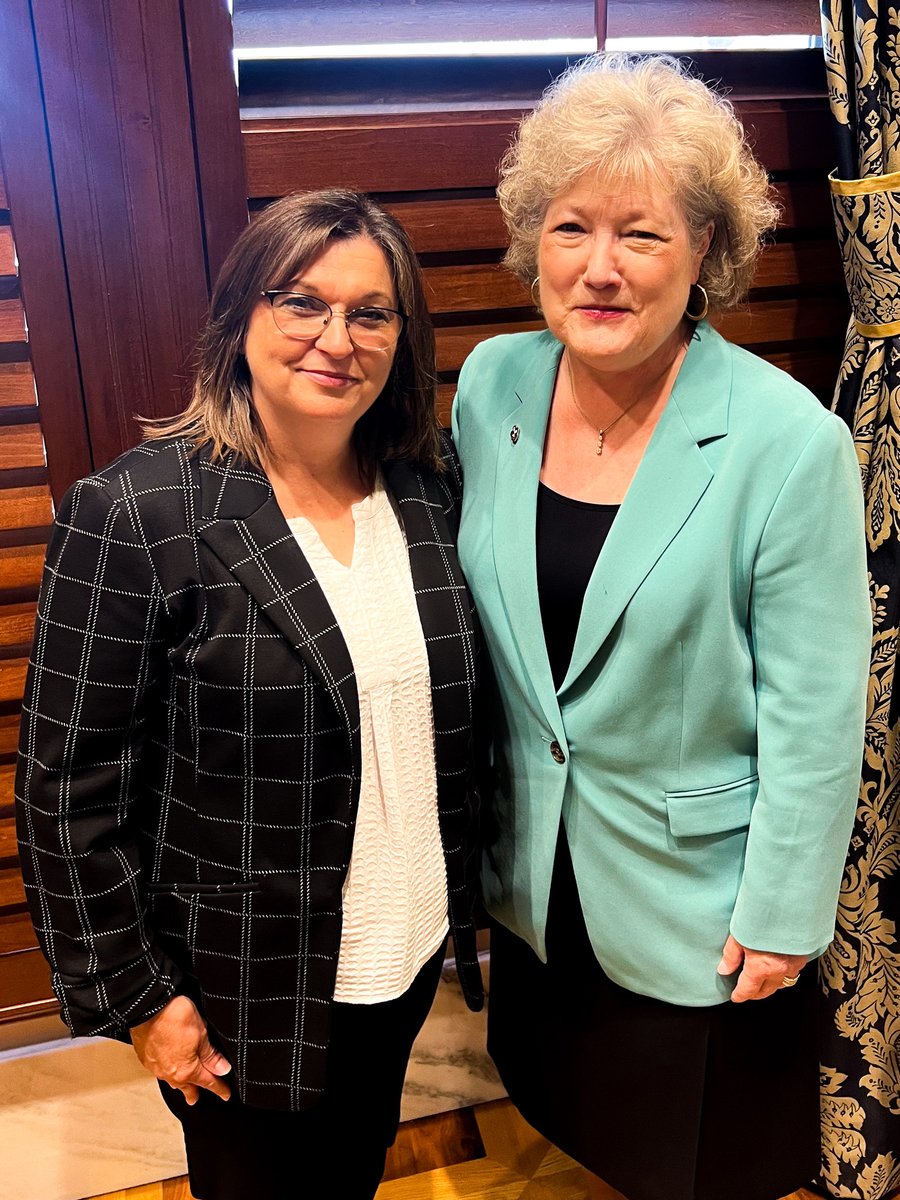 Governor Kevin Stitt recently appointed Teresa Burnett to serve as a Regent for Seminole State College. Her appointment was confirmed by the Oklahoma State Senate Education Committee. Read More: tinyurl.com/ynhvayba