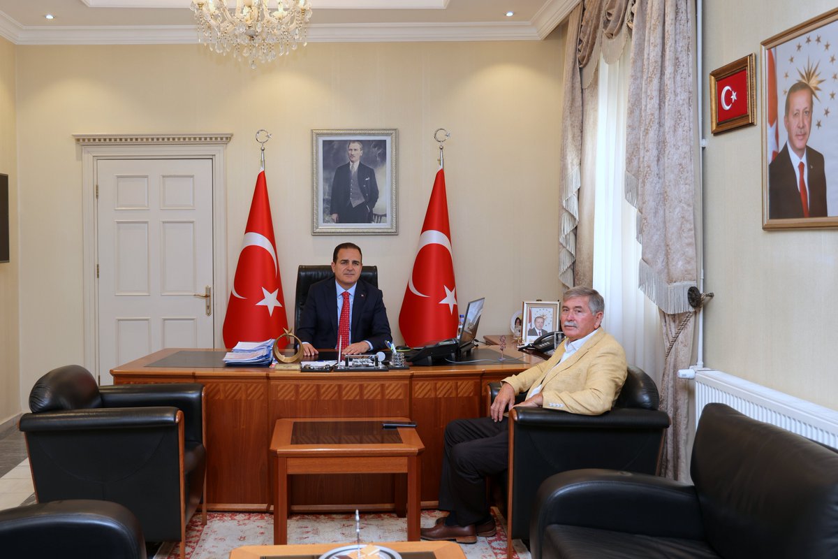 Dalyan Su Ürünleri Kooperatifi Başkanı Arif Yalılı Valimiz Sayın Dr. İdris Akbıyık'ı ziyaret etti. @idrisakbiyik