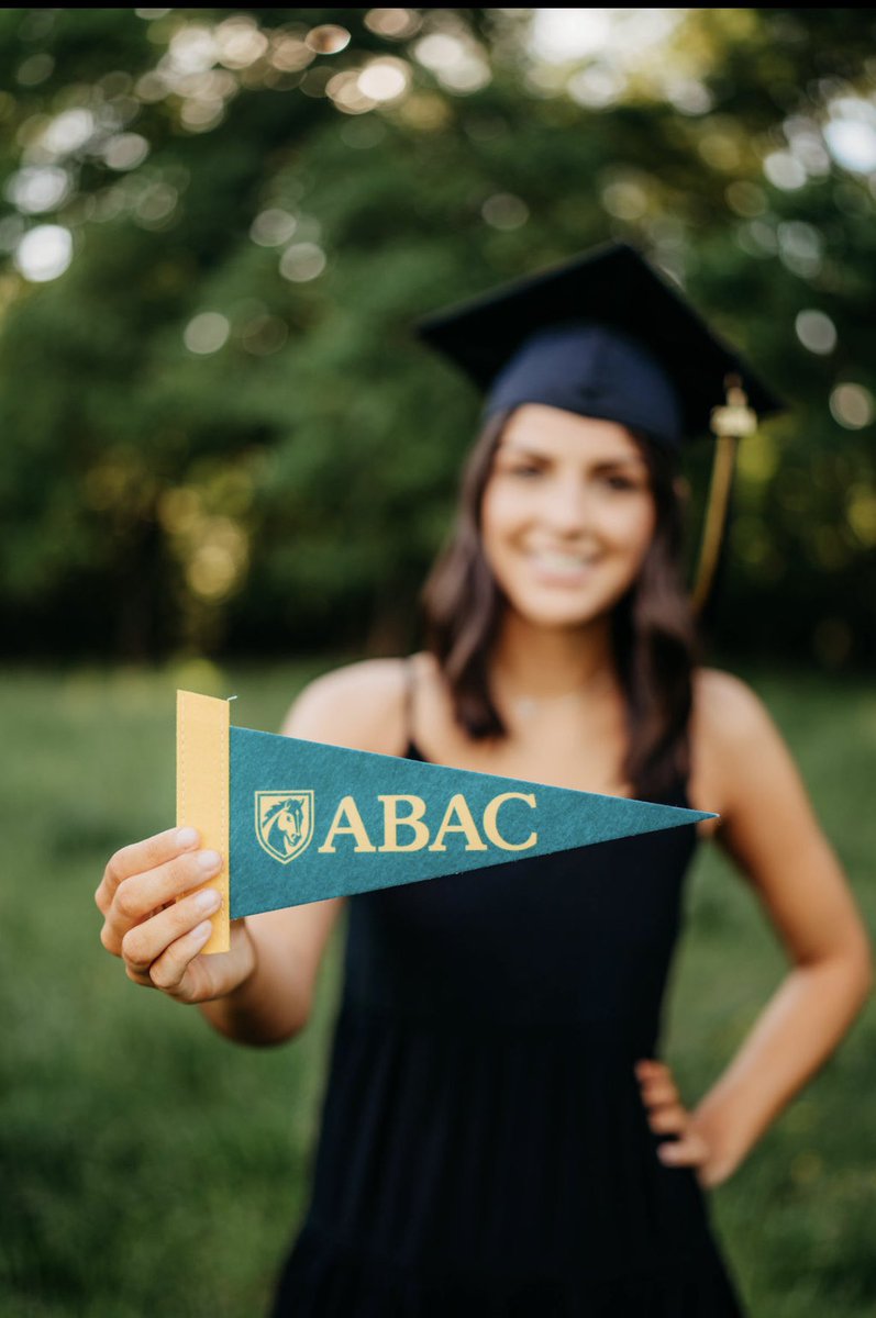 Elvie Armour tweet media