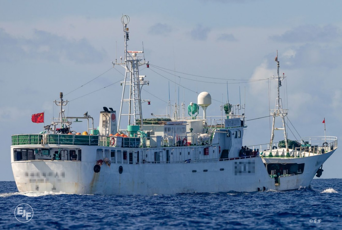In 2021, the Kenya Maritime Authority deregistered 6 Chinese vessels belonging to Qinsdad Yung Tung-Pelagic Fisheries Limited (Daily Nation).

However, Illegal, Unreported & Unregulated (IUU) fishing continues.

Are there Kenyan officials enabling these Chinese companies?