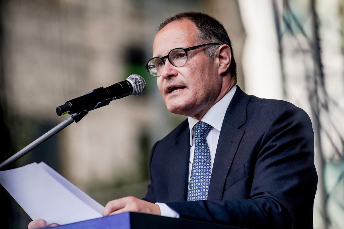 FabriceLeggeri's tweet image. Au meeting de @IDParty_ à #Prague, une ambiance de nations européennes libres, fières de leur identité. In #Prague at the rally of @IDParty_ , the vibes of free European nations proud of their identities  #windsofchange #VivementLe9Juin Honoré de représenter le @RNational_off