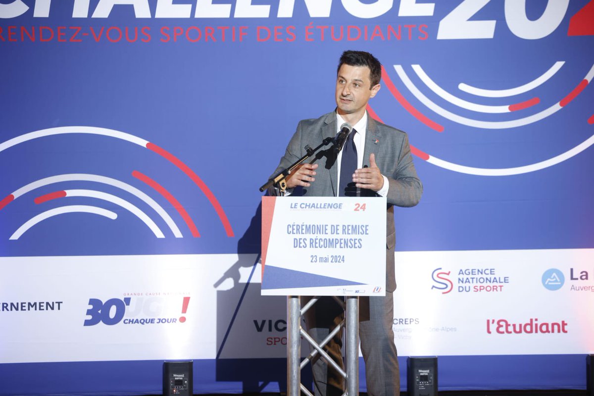 Clap de fin pour le #Challenge2024 à Vichy ! 

12 Universités, 8 Grandes Ecoles, 11 sports, 1000 étudiants, des rencontres, du partage, des sourires et 2 vainqueurs : l’Université de Strasbourg et l’<a href="/insadelyon/">INSA Lyon</a> !

Bravo et merci à tous ! 

#FFSU #GCN2024

🔥🏀🏐⚽️🏸🏋️‍♀️🏊‍♀️🚣🏼‍♀️🏃‍♂️🏃🏿‍♀️🎓🏆