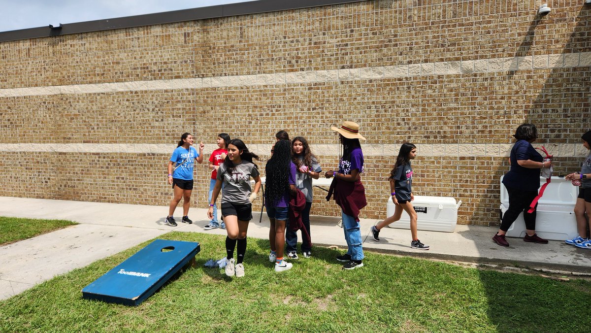 Gemela Lim tweet media