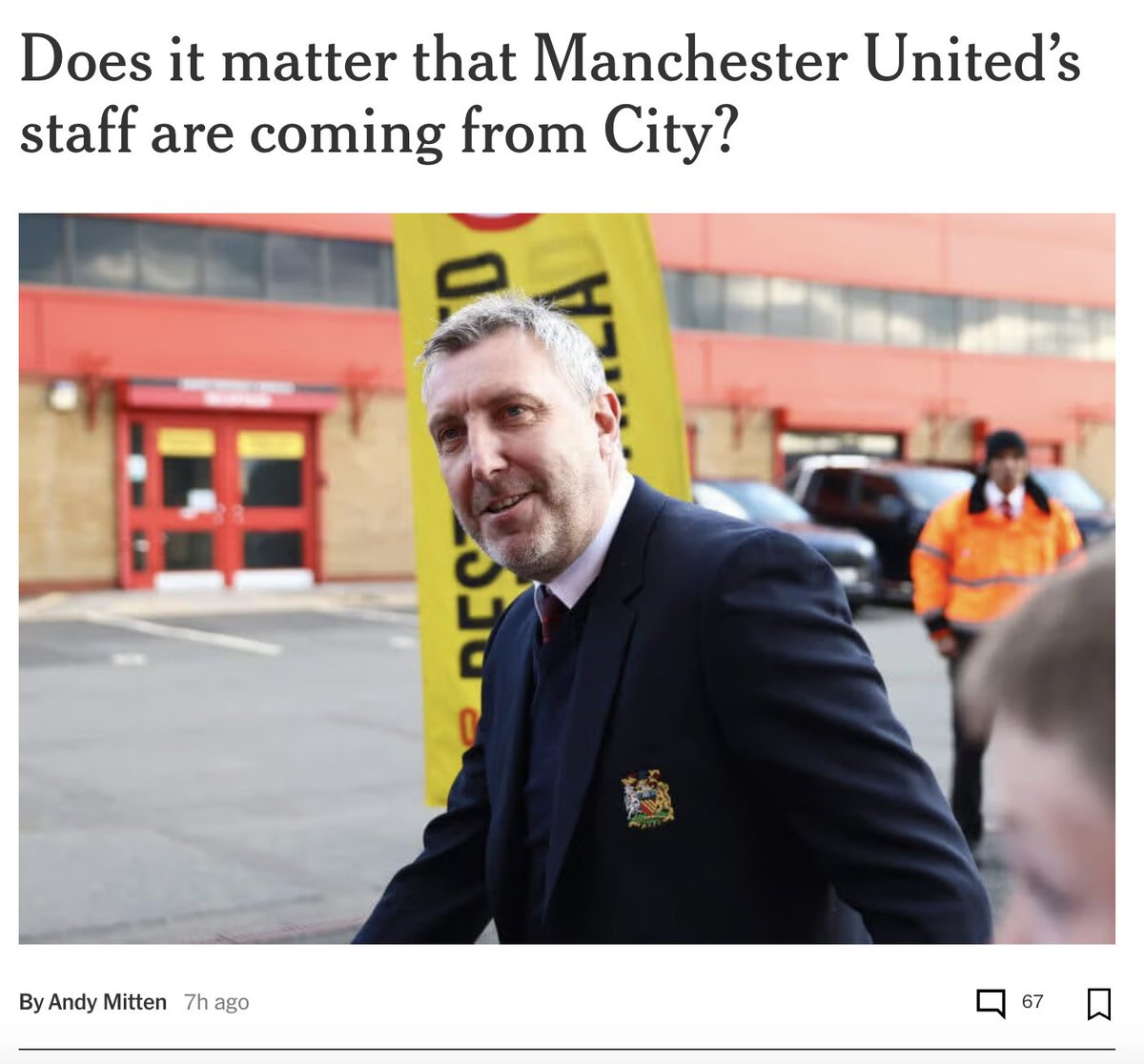 adam_joness's tweet image. Genuinely thought United had hired the dad from the Famileigh for a moment