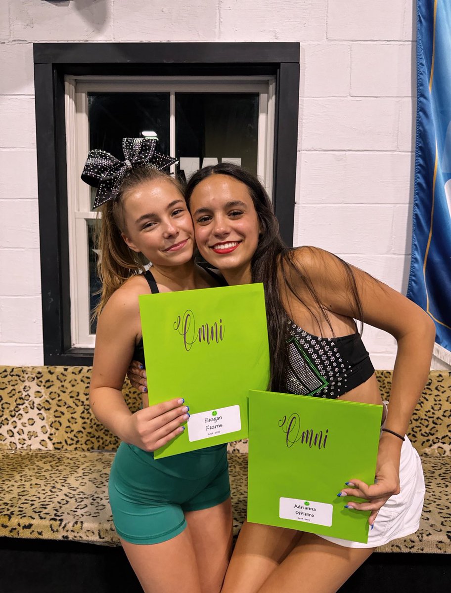 reags_cheer4L's tweet photo. round 2!! ๐๐ #goomnigo https://t.co/NB6GJZT6DZ