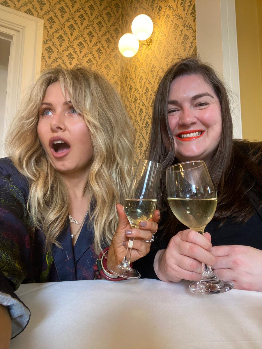 AmandaFBelfast's tweet photo. You can’t sit with us😂
#belfastcastle #northbelfast #notreallymeangirls 💚🧡 https://t.co/7Qx2F94b0m