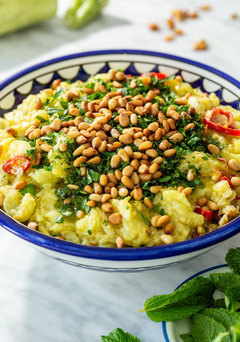 This week’s #CookbookCorner features Bethlehem: A Celebration of Palestinian Food by @FadiKattan. Read more about it and get his recipe for Mafghoussa here: nigella.com/cookbook-corne…