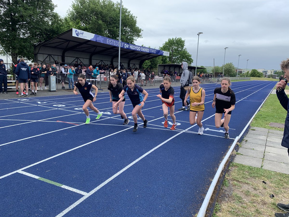 Brianne Athletics Cup Results: A good day of athletics with some very good team and individual performances, resulting in a number of new school records!👏🏃‍♂️‍➡️ Year 7&8 Girls 🥈 Year 7&8 Boys🥇 Year 9&10 Girls🥇 Year 9&10 Boys🥇 Edrych ymlaen i’r rownd nesaf👍