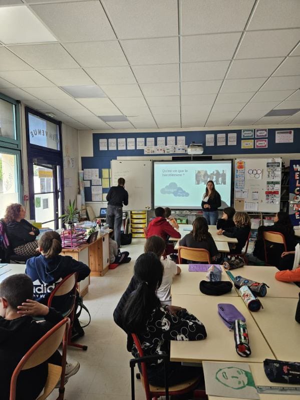 Pour clôturer une belle année d’interventions, la team est ce matin intervenue dans une école élémentaire à Ablis auprès de classes de CM2 !