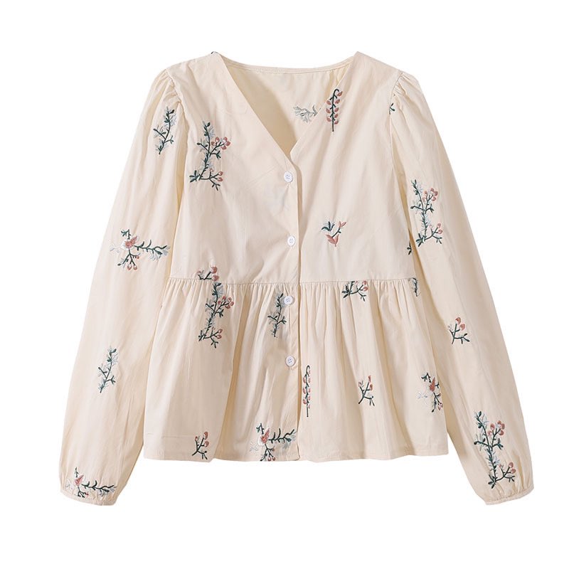 I jumpa blouse comel dekat shopee. Cutenyaaa!!??!!