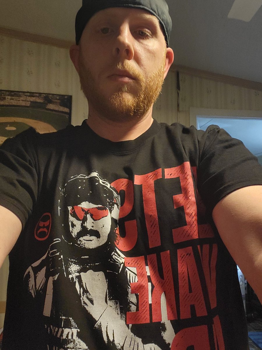 RynePomtree's tweet photo. @DrDisrespect awesome quality shirt brother Thank you https://t.co/f9aeHbVF9w