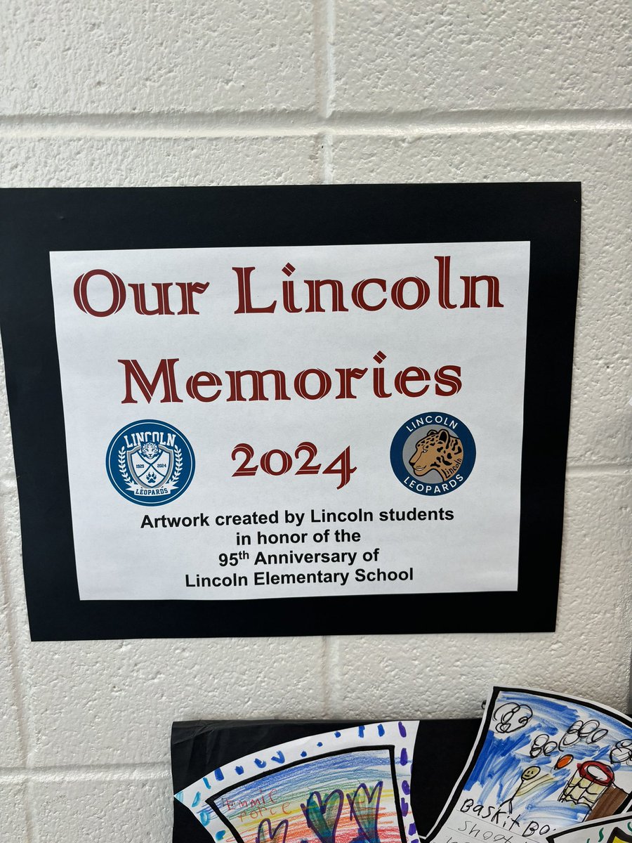 Final birthday picnic with the principal <a href="/LincolnD303/">Lincoln Elementary</a> - love being able to walk to the local park- will miss this:)