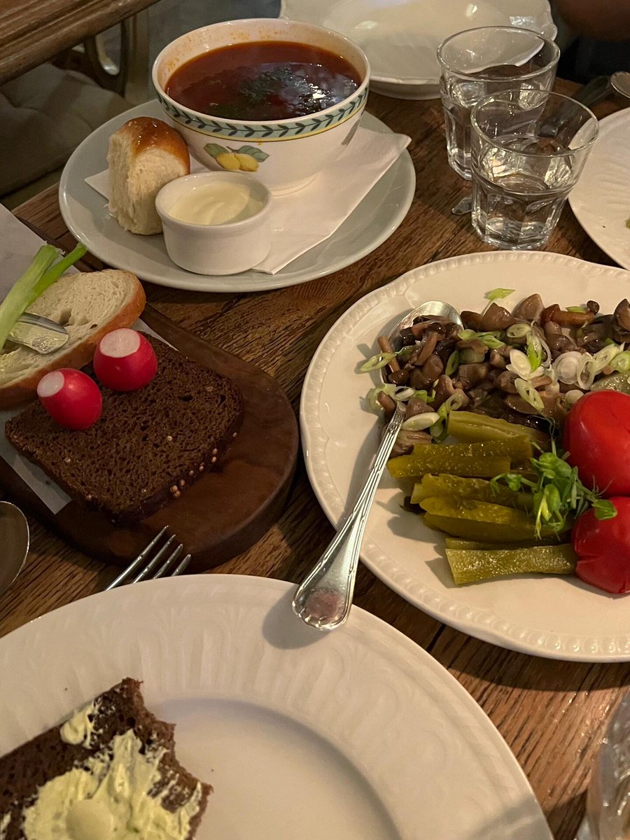 Dive into a world of flavours, Gathering around the table, where delicious memories are made,''DinnerTime''🍽️🍷❤️