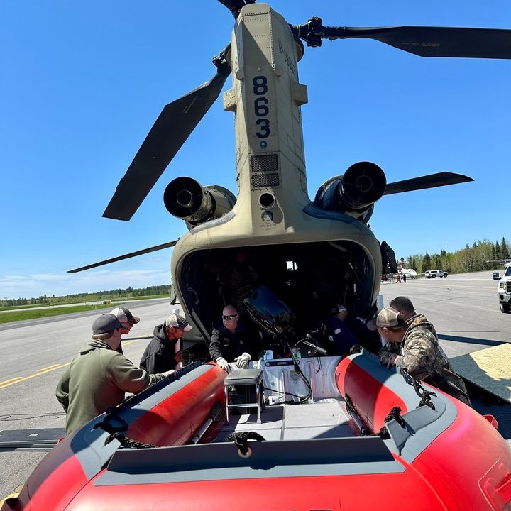 Minnesota National Guard tweet media