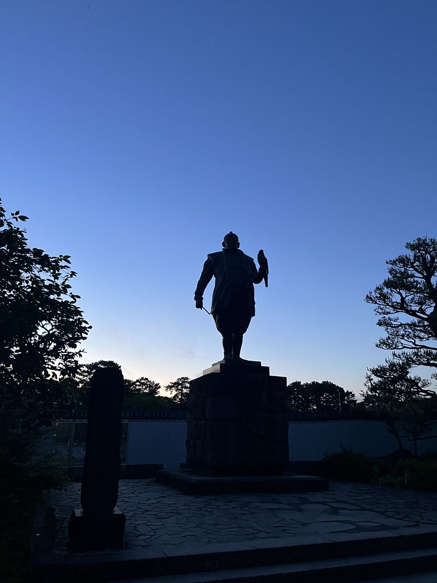 herobookssize's tweet photo. おはようございます。＃駿府城公園 https://t.co/WtVjNsdqjJ