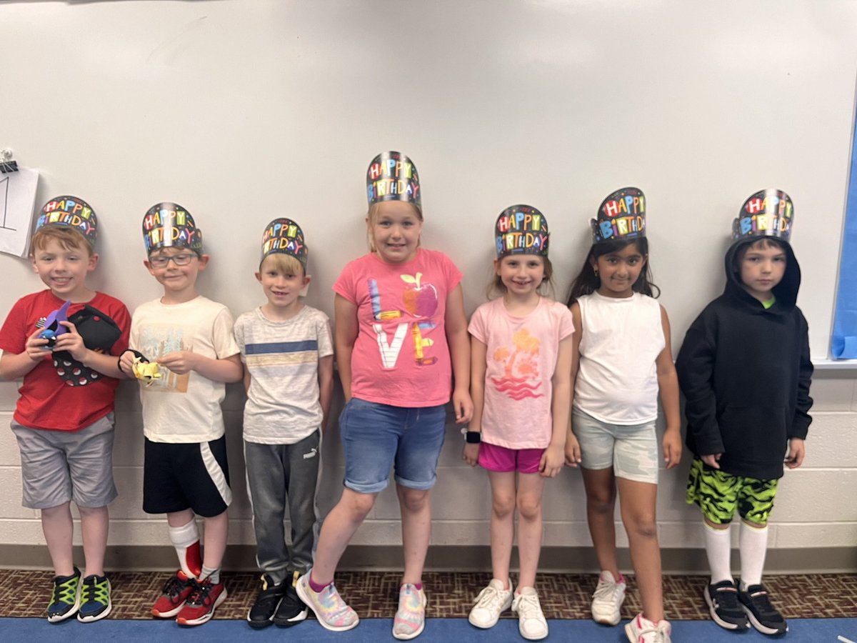 Summer birthday celebration in room 27! #sd113a