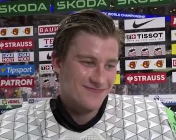 Lukáš Dostál appreciation post! 

my man knows how to serve on and off the ice