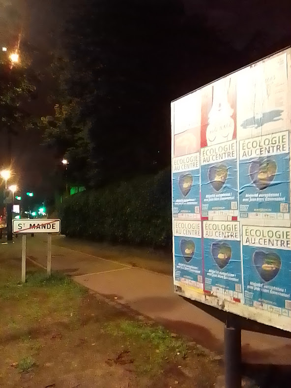 Soirée Affichage sur #saintmande #vincennes #fontenaysousbois #circo9406 #europeennes2024 On ne lâche rien pour@JM_Governatori Le 9 juin, un seul jour, un seul tour : votez #ecologieaucentre !