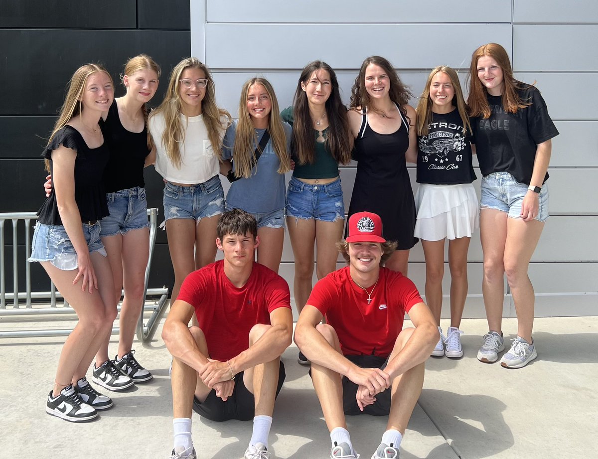 Great group of kids! Excited to see what they can do this weekend. One thing for certain - they will represent Kingman extremely well!