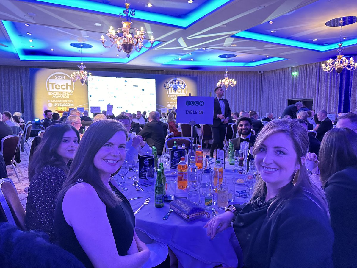 1nf0_s3c's tweet photo. Team Photo time #TechEX24 https://t.co/7QFIc2L30h