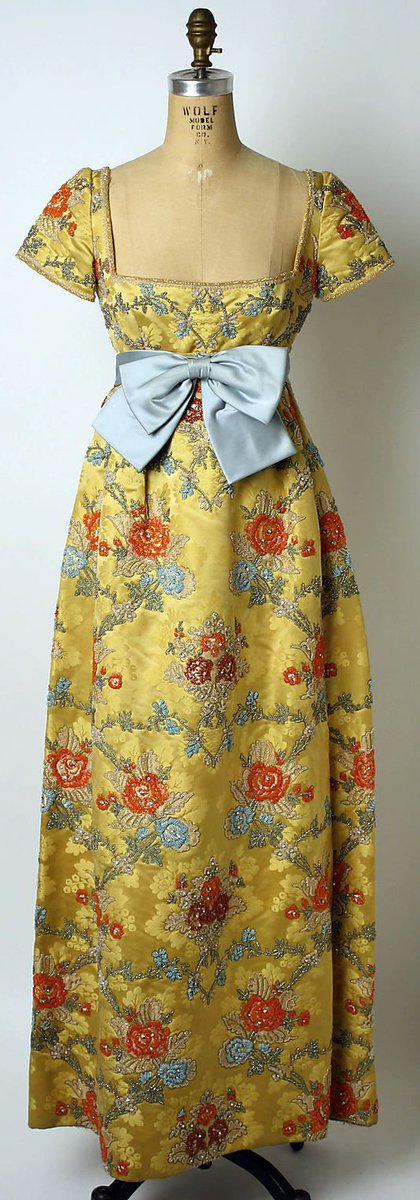 LaurenCDeutsch's tweet photo. Another dress with a front bow. #Ootd is this 1967-9 George Halley evening dress. This was made right after Halley made his 1st collection and around the time he won the Coty Award (1968). He even worked with the likes of Charles James & Richard Avedon. #Fashionhistory #YellowMay https://t.co/ddNfhrSykb