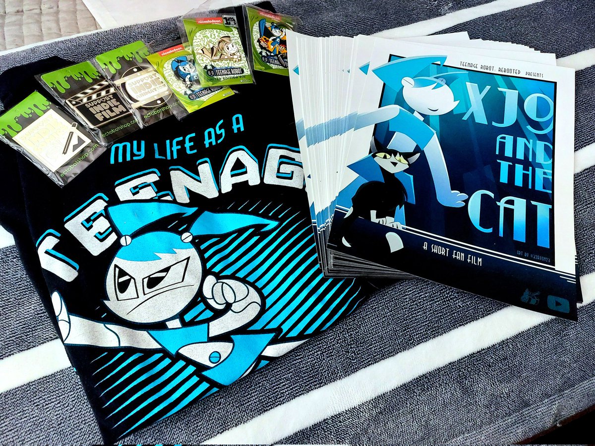 MLaaTR_Reboot's tweet photo. Hey you followers!

Anybody going to @MomoCon this weekend? 

On Saturday, find the guy wearing this Teenage Robot shirt and these cool pins by @ECTOBOTSHOP and @ZenMonkeyStudio, and get a cool print for our fan short! We only got 50 prints though, so first come, first serve! https://t.co/W25kScVQ6I
