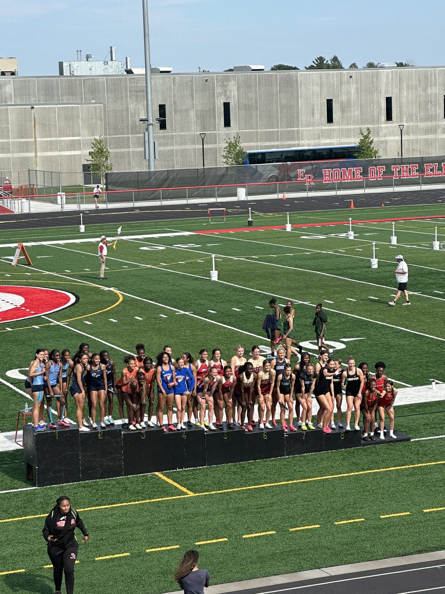 conference champions girls 4x200m relay 3rd place- Amiah, Faith, Payton, Esther🧡