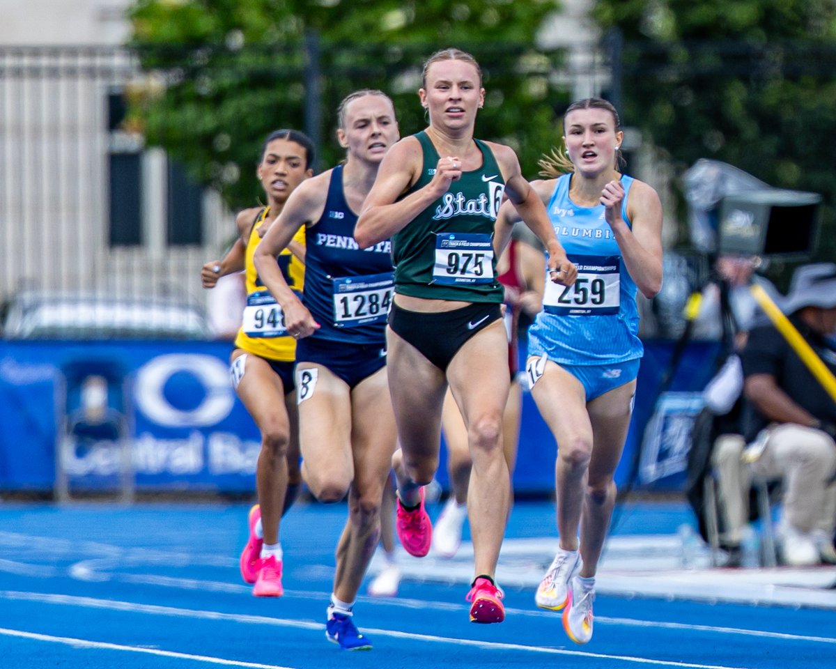 Lauren Freeland ➡️ 1500m finals 👏 #GoGreen
