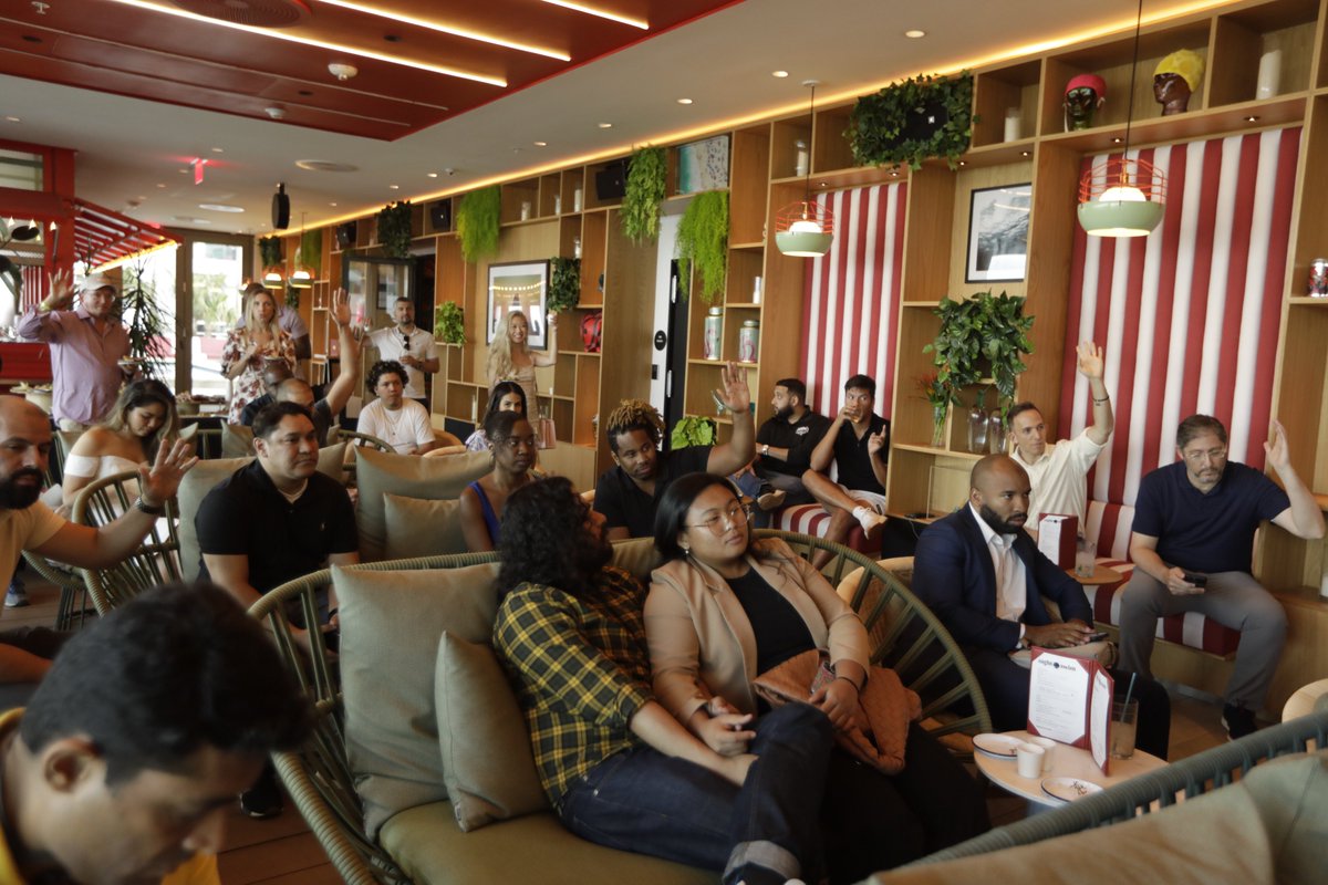 eid.miami tweet media