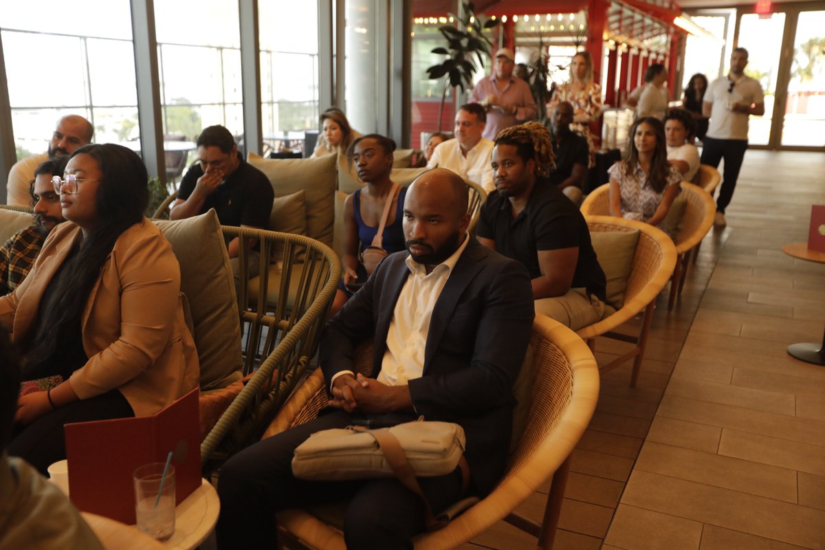 eid.miami tweet media