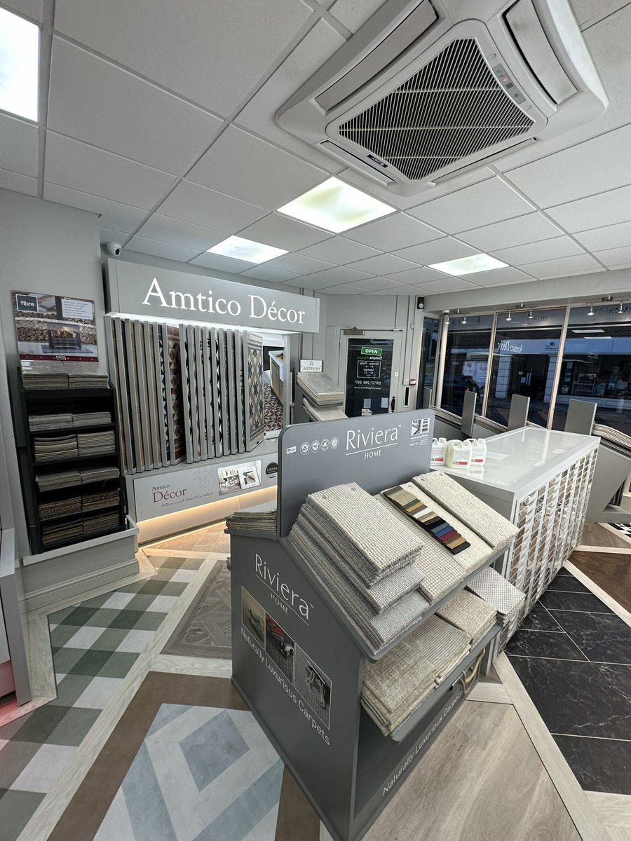 Simplefloorsuk's tweet photo. We have been busy refreshing our Reigate showroom, we are now an Amtico One Premium Retail Partner. 

Take a seat at our design table.
#amtico #amticoflooring #reigate https://t.co/ILStyFr7dX