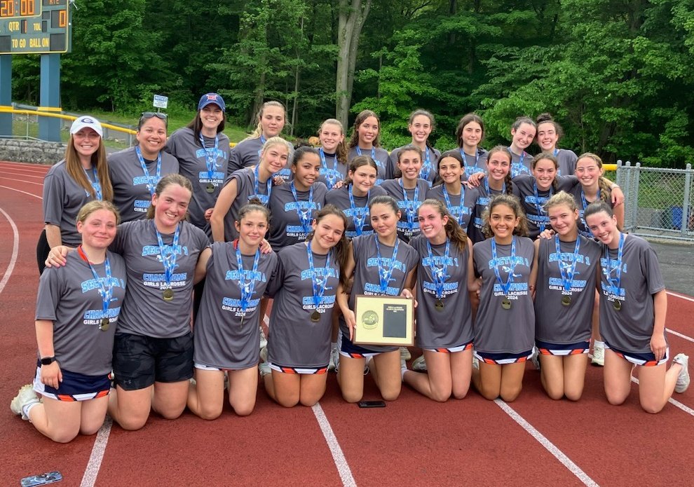SECTION CHAMPS: 👏🌟👏🌟 After a tough, back-and-forth game against Yorktown, <a href="/GreeleyGLax/">Greeley Girls Lacrosse</a> won the lacrosse Section Championship by the score of 10-8! 🏆🎉🏆🎉 Their high energy and determination saw them triumph over focused opponents. Excellent job! 
#GoGreeley #WeAreChappaqua