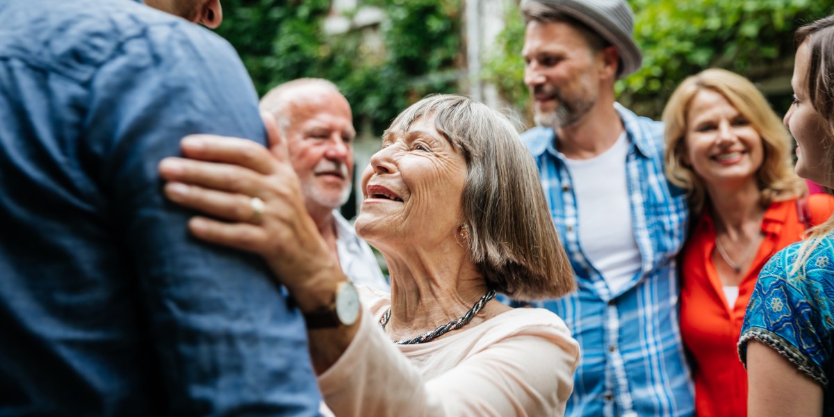 Surround yourself with the right tribe! Studies show our friends’ habits can shape our own health choices. Being part of a supportive community can enhance well-being and longevity. #CommunitySupport #socialwellness fortune.com/well/2023/09/3…