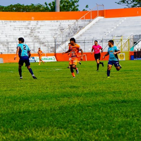 #DeDeportes I Ya se juegan los segundos tiempos en Usulutan y San Miguel en la @liganacional_ 

@CDUsulutan  1-1 Cabañas
@SanMiguelFC11 2-2 @SanSalvador_FC 

FOTOS: @CDUsulutan y @SanMiguelFC11