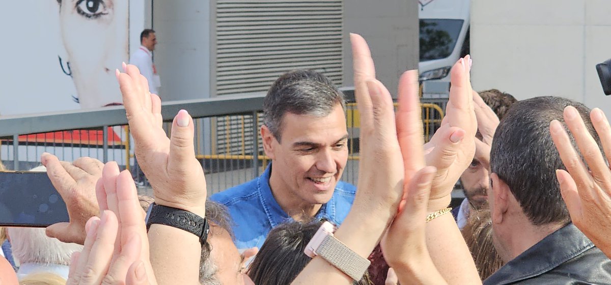 psoeBenimaclet's tweet image. Ambientazo en Valencia #Mitin Inicio Campaña Elecciones Europeas 🇪🇺
Con una #MilitanciaActiva imparable 
A por #MasEuropa