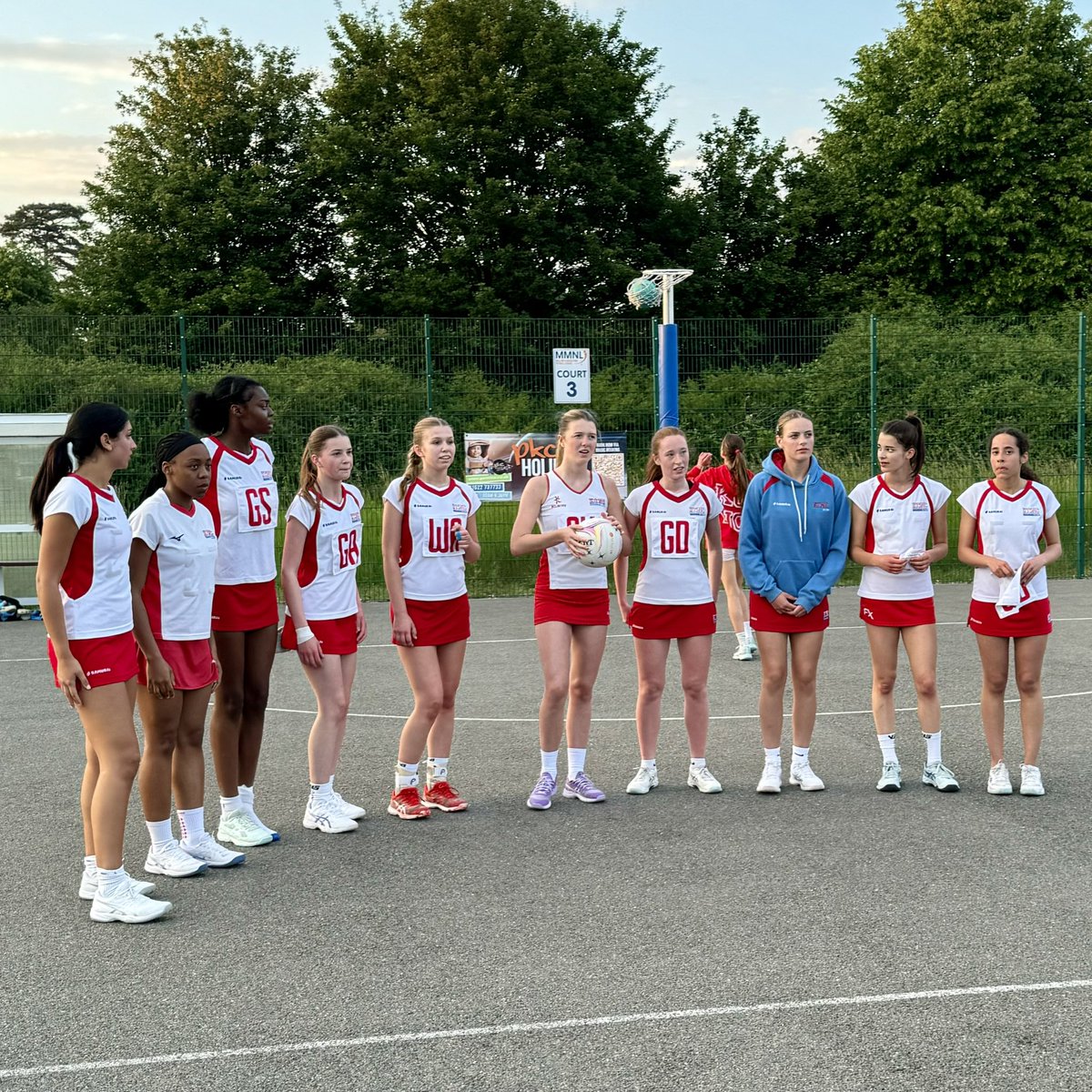 Great night at the summer league with 3 wins from 3!

KCNC C 27-10 Allsorts Nushootz
KCNC A 60-37 Meerkats
KCNC B 54-33 Kings Hill Harriers

#goClub ❤️🩵