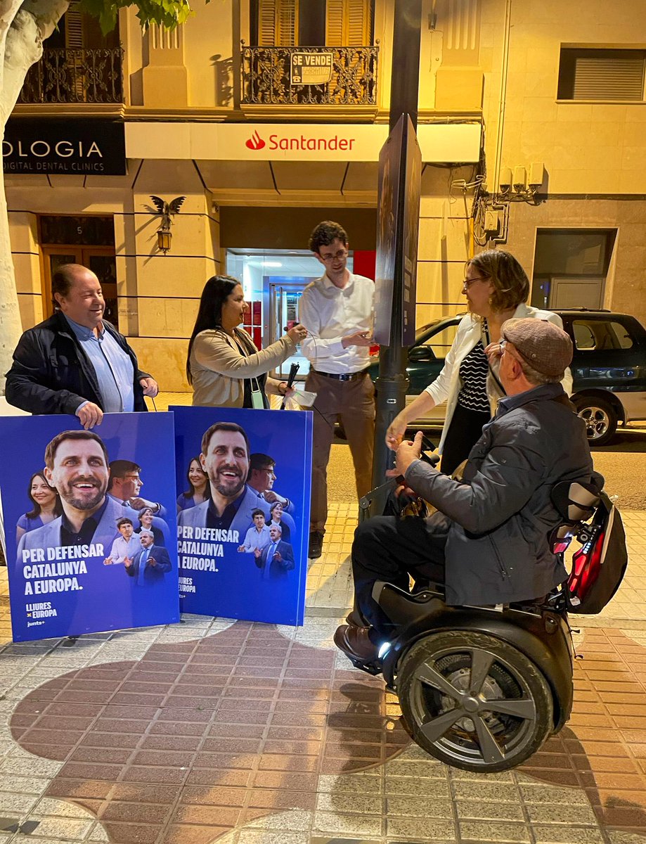 Junts per Balaguer (@juntsxbalaguer) on Twitter photo 🇪🇺Per defensar Catalunya a Europa! A #Balaguer, arrenquem la campanya de <a href="/JuntsXCat/">Junts per Catalunya🎗</a> i <a href="/toni_comin/">Toni Comín</a>! #9J🗳️ 🇪🇺Per defensar Catalunya a Europa! A #Balaguer, arrenquem la campanya de <a href="/JuntsXCat/">Junts per Catalunya🎗</a> i <a href="/toni_comin/">Toni Comín</a>! #9J🗳️