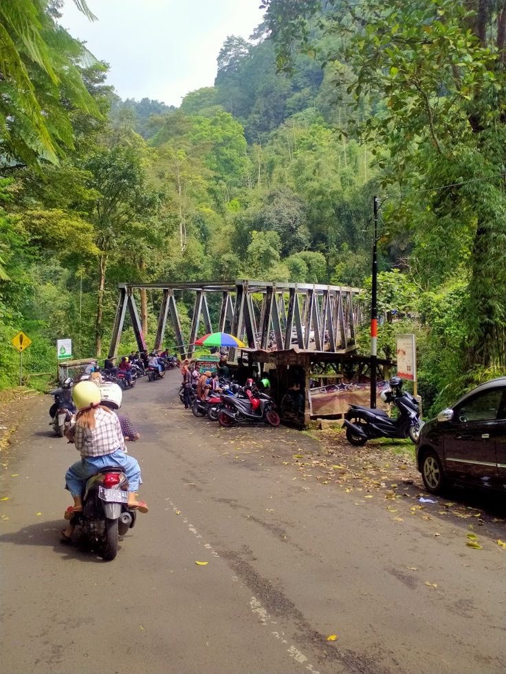 QUEEN Putri 🌈 Open patner MLG/SBY tweet media