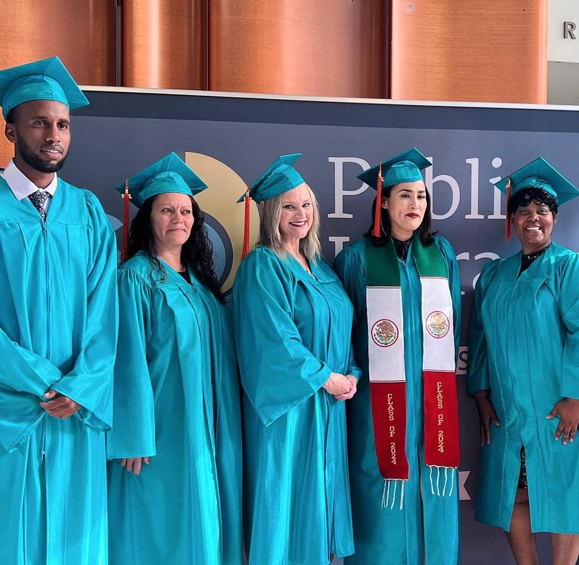 Congrats grads 🎓! Library Foundation SD is proud to fund and support the Adult Online High School Program offering students the opportunity to earn an accredited high school diploma online, bolstering future academic, career, and earning prospects 💛💙. @SDPublicLibrary