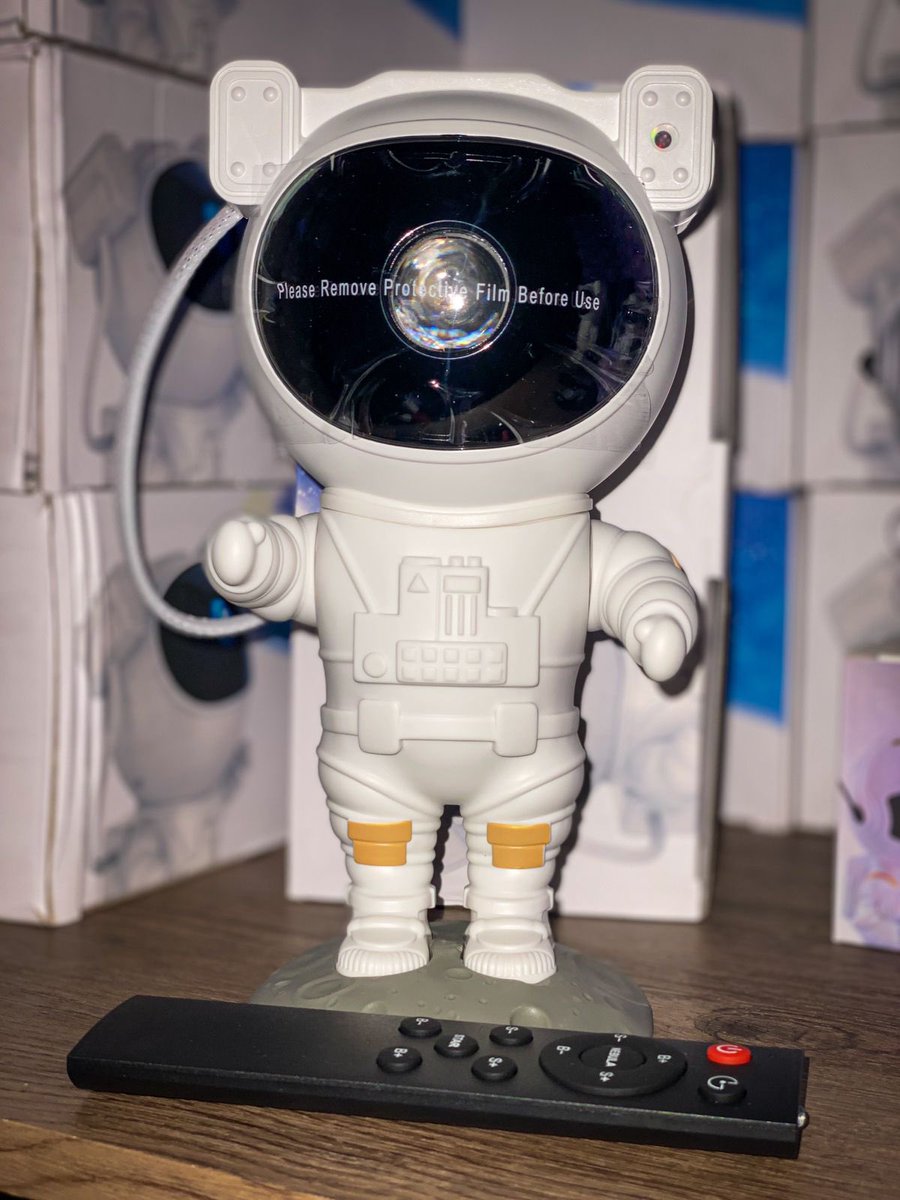 juanchi_2301's tweet photo. 🌌✨ ¡Ilumina tu mundo con Luminous Nebulas! 🚀✨
Transforma tu habitación con nuestras lámparas que proyectan espectaculares nebulas. 🌠 #LuminousNebulas

🌠🌟 Pide la tuya hoy y disfruta de un ambiente celestial cada noche. 🌟🌠 https://t.co/0WirfD7UwB
